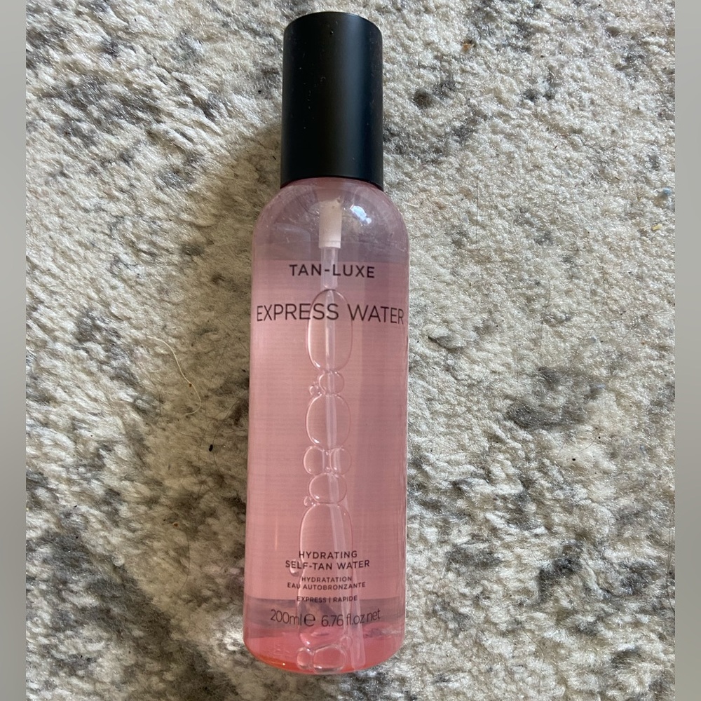 Tan-Luxe express water